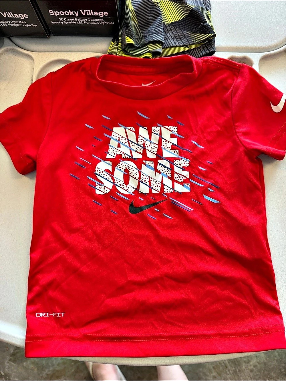 Nike The Nike Tee Dri-FIT Awesome Graphic T-Shirt Size 2T Red & White